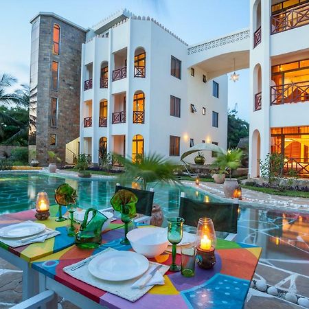 Amani Luxury Apartments Момбаса Экстерьер фото