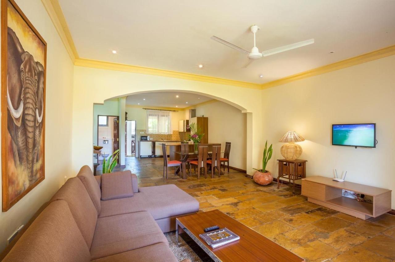 Amani Luxury Apartments Момбаса Экстерьер фото