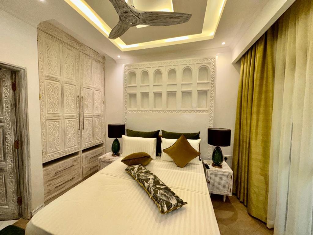 Amani Luxury Apartments Момбаса Экстерьер фото