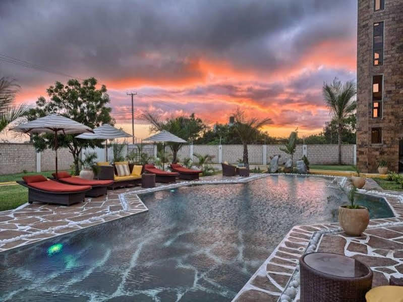 Amani Luxury Apartments Момбаса Экстерьер фото
