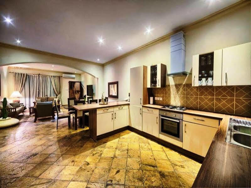 Amani Luxury Apartments Момбаса Экстерьер фото
