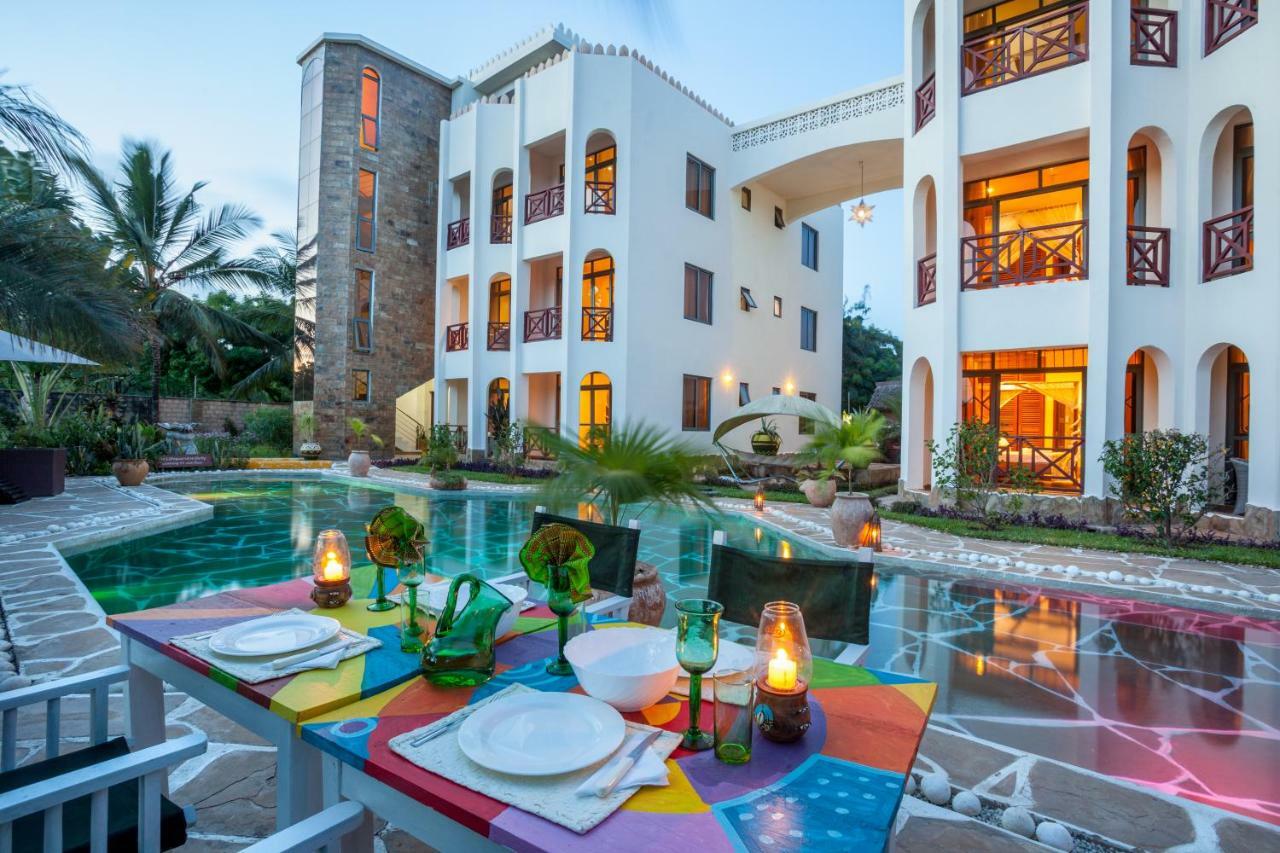 Amani Luxury Apartments Момбаса Экстерьер фото