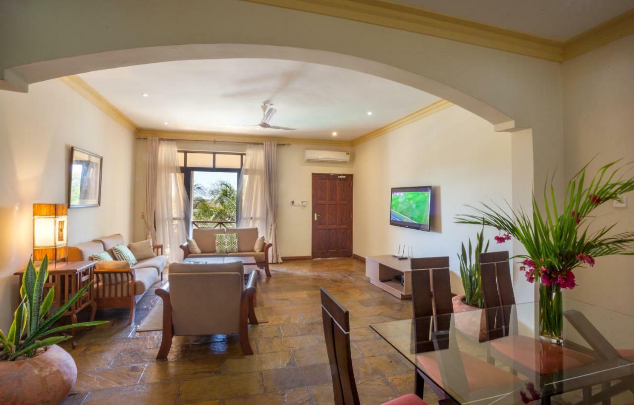 Amani Luxury Apartments Момбаса Экстерьер фото