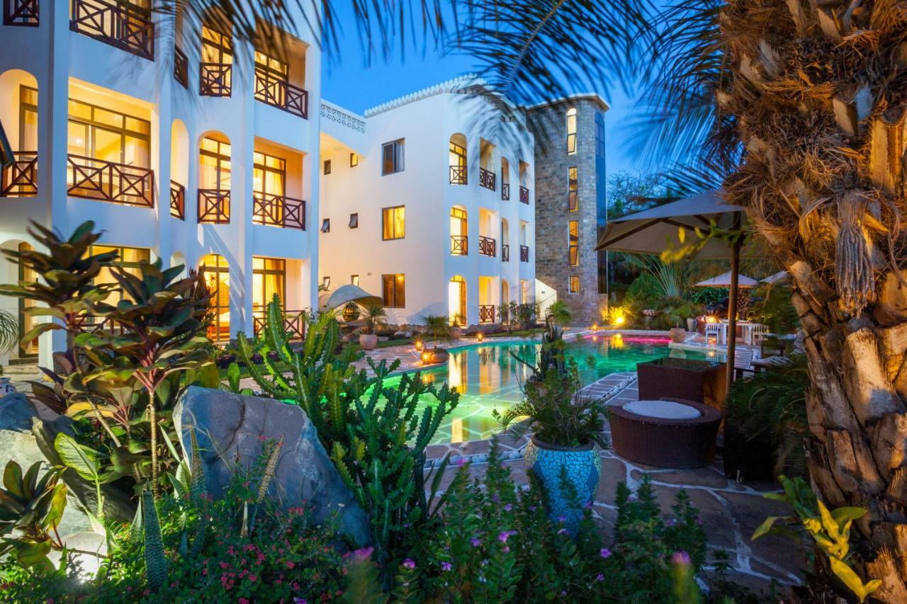 Amani Luxury Apartments Момбаса Экстерьер фото