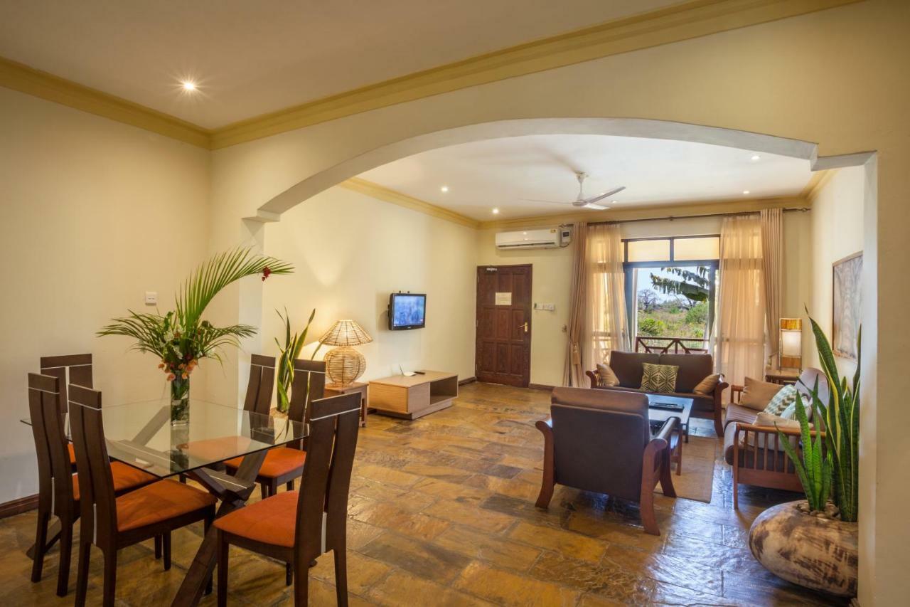 Amani Luxury Apartments Момбаса Экстерьер фото